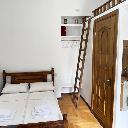 Apartamento Pretty House Tiflis Exterior foto