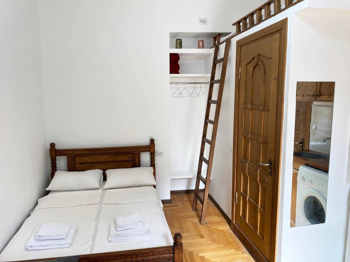 Apartamento Pretty House Tiflis Exterior foto