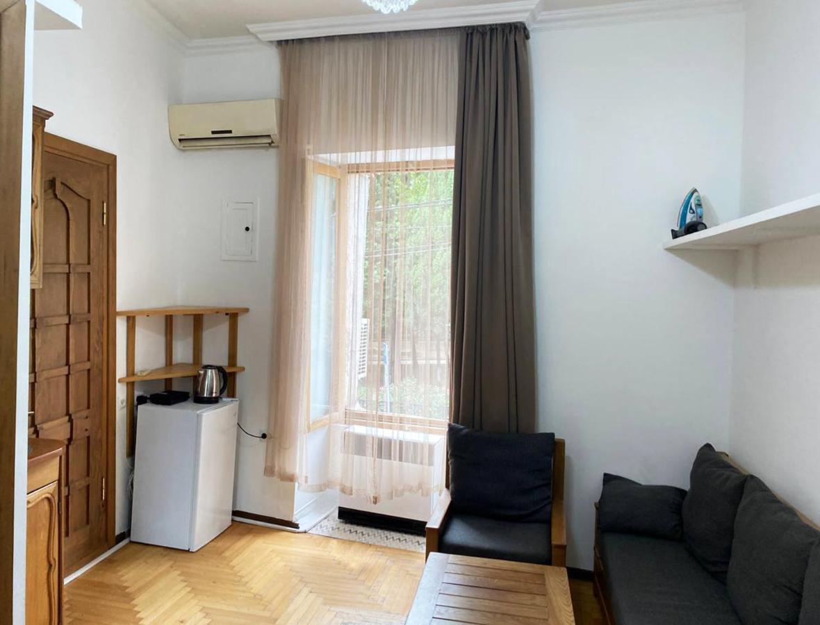 Apartamento Pretty House Tiflis Exterior foto