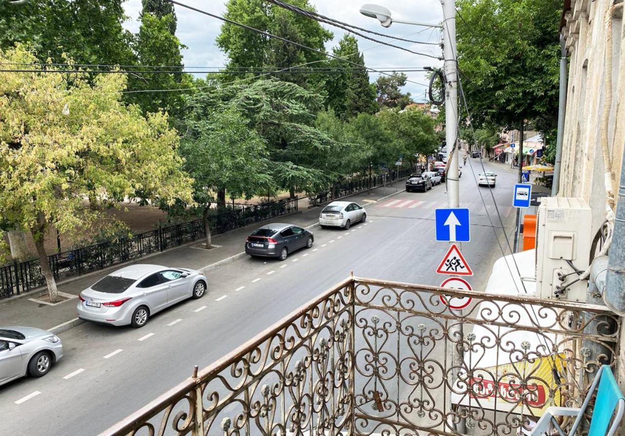 Apartamento Pretty House Tiflis Exterior foto